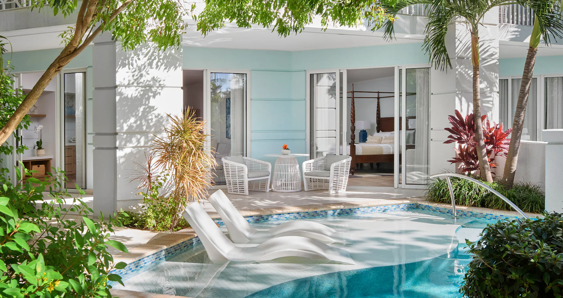 West Bay Honeymoon Hideaway Swim-up Crystal Lagoon Zen One Bedroom Butler Suite