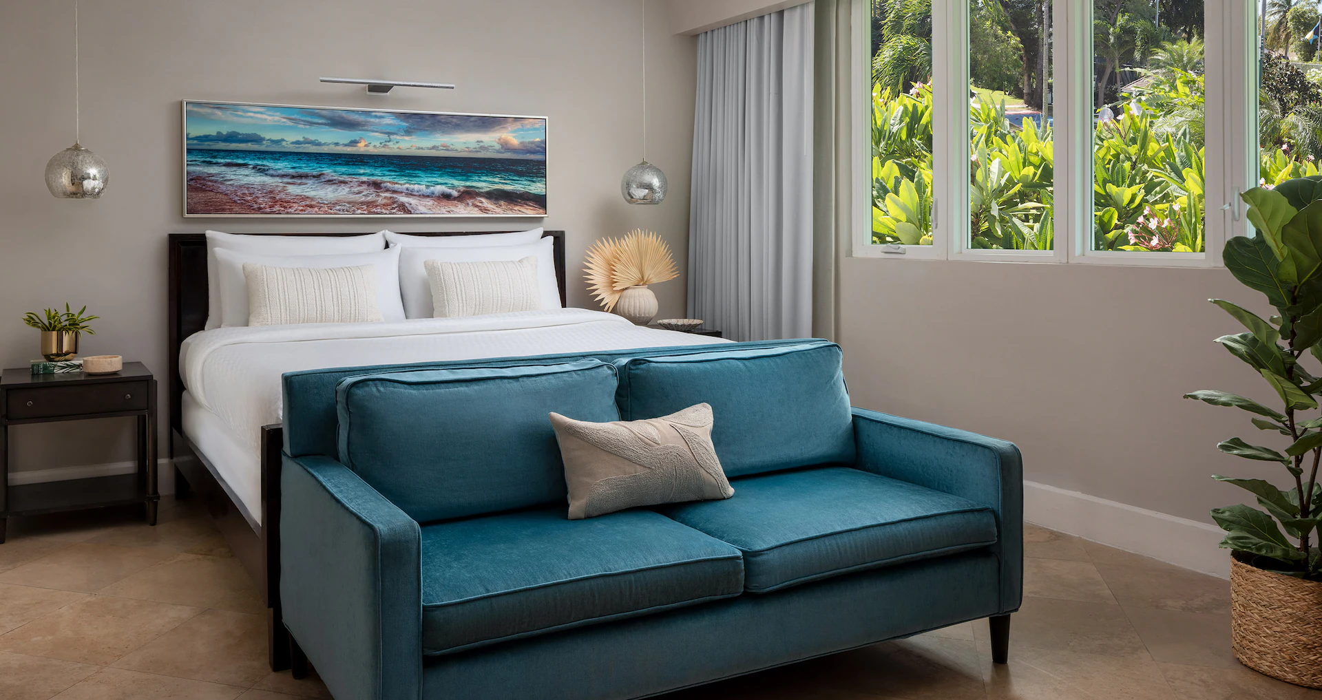 Island Village Club Level Junior Villa Suite w/ Outdoor Tranquility Soaking Tub