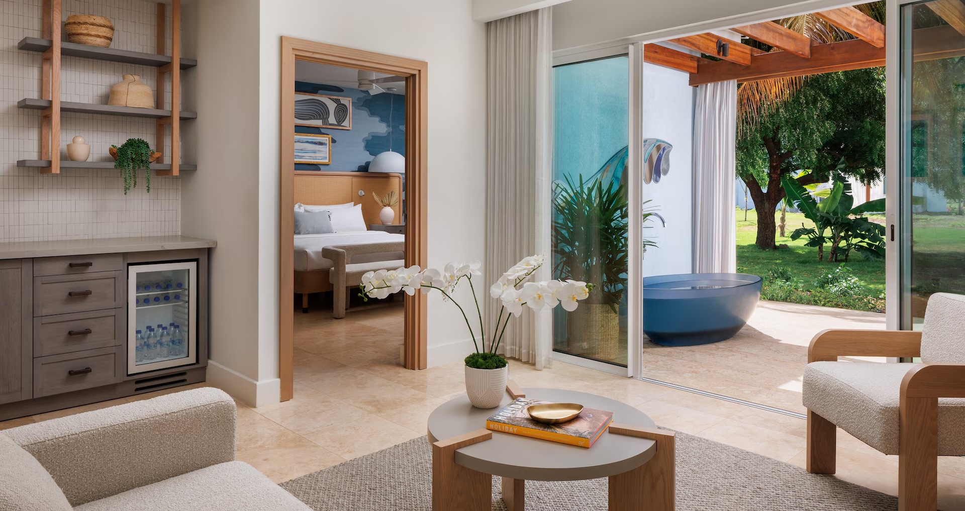 One-Bedroom Garden Butler Suite with Patio Tranquility Soaking Tub
