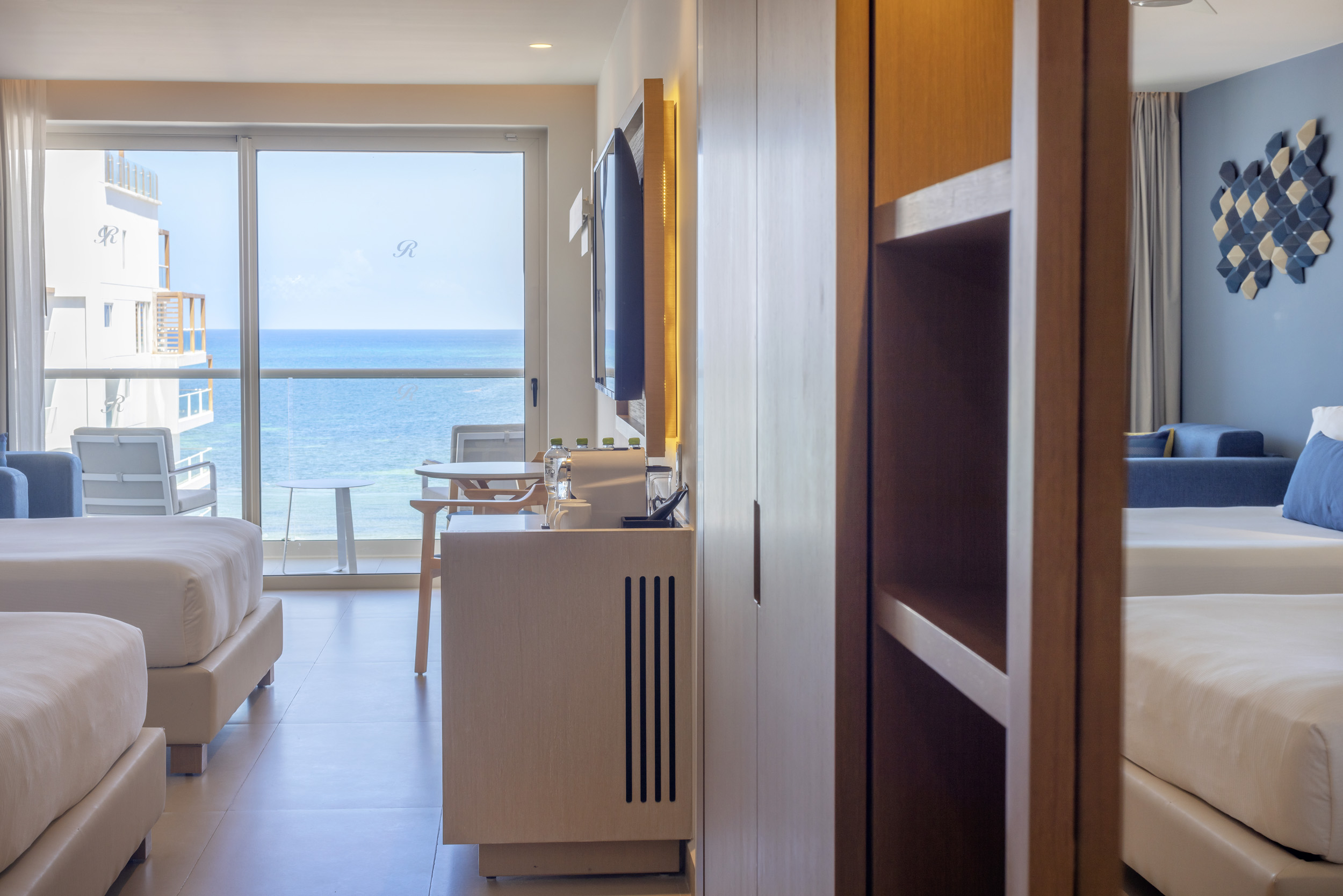 Diamond Club Luxury Two Bedroom Junior Suite