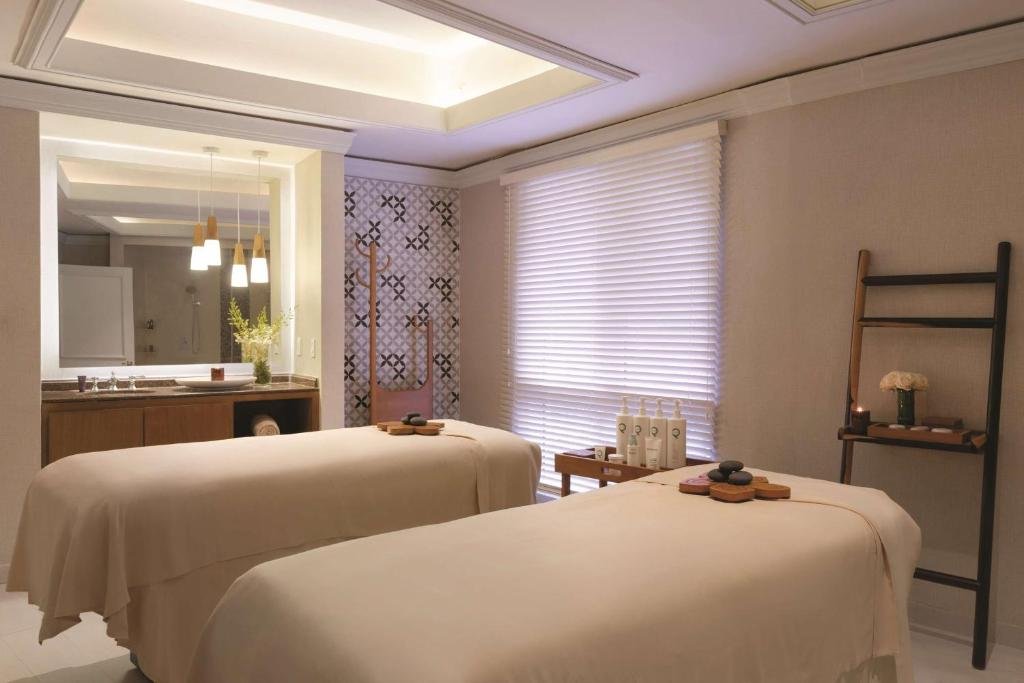 Hyatt Ziva Rose Hall  resort