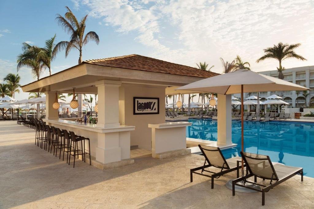 Hyatt Ziva Rose Hall  resort