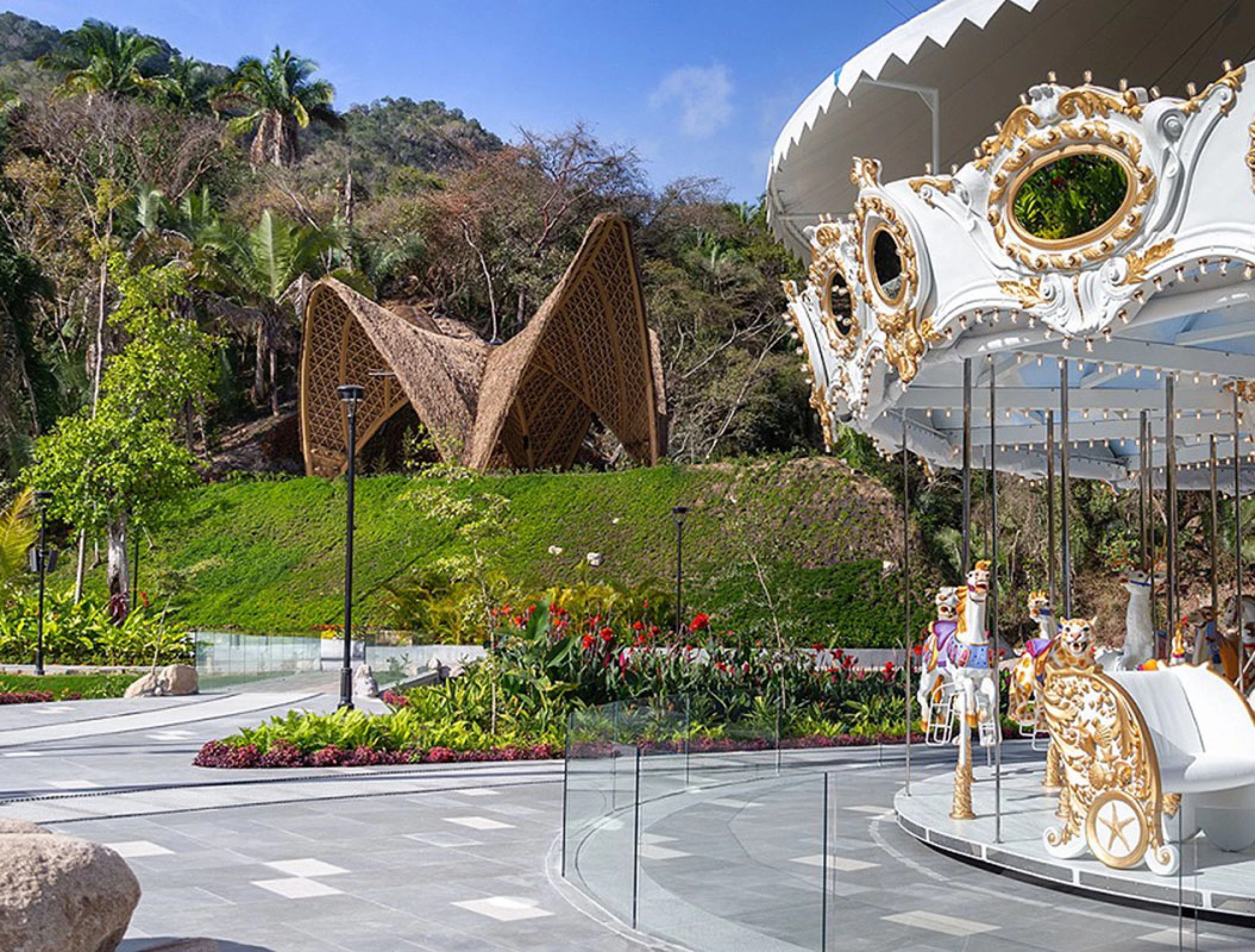 Tierra Luna Terrace