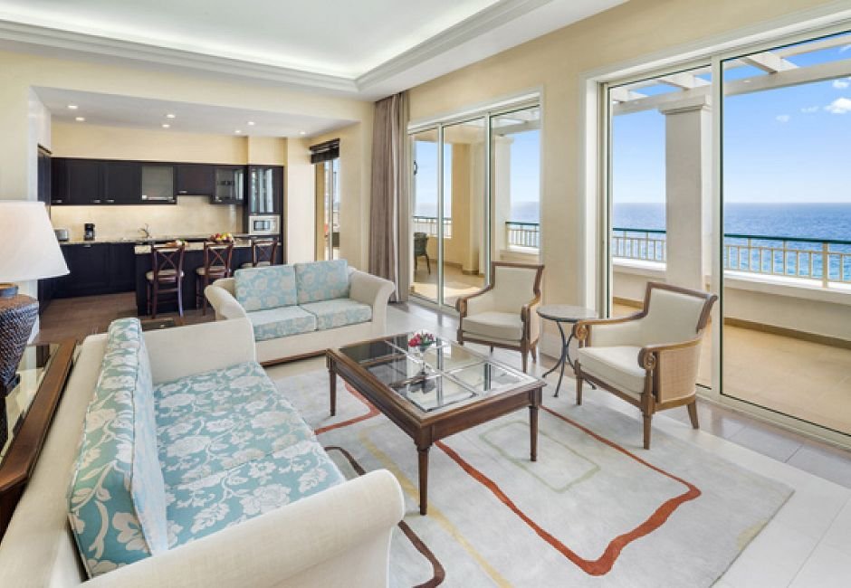 Three-Bedroom Grande Luxe Penthouse Butler Suite
