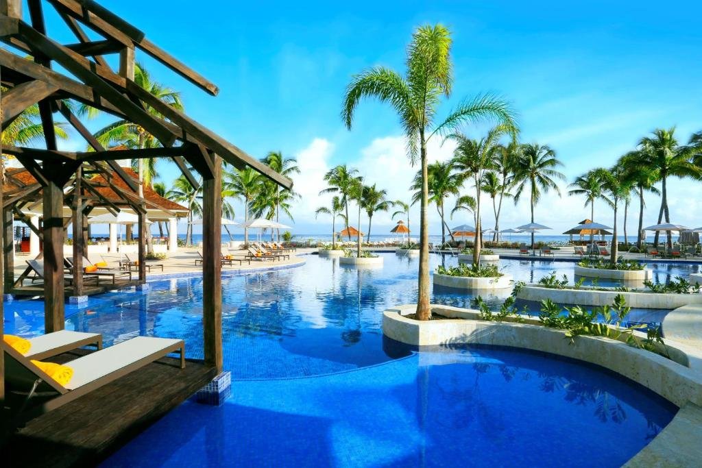 Hyatt Ziva Rose Hall  resort