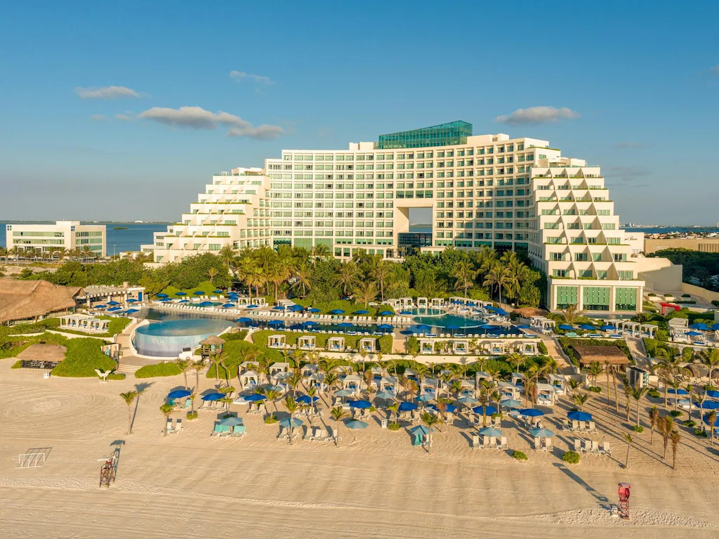 Live Aqua Cancun  resort