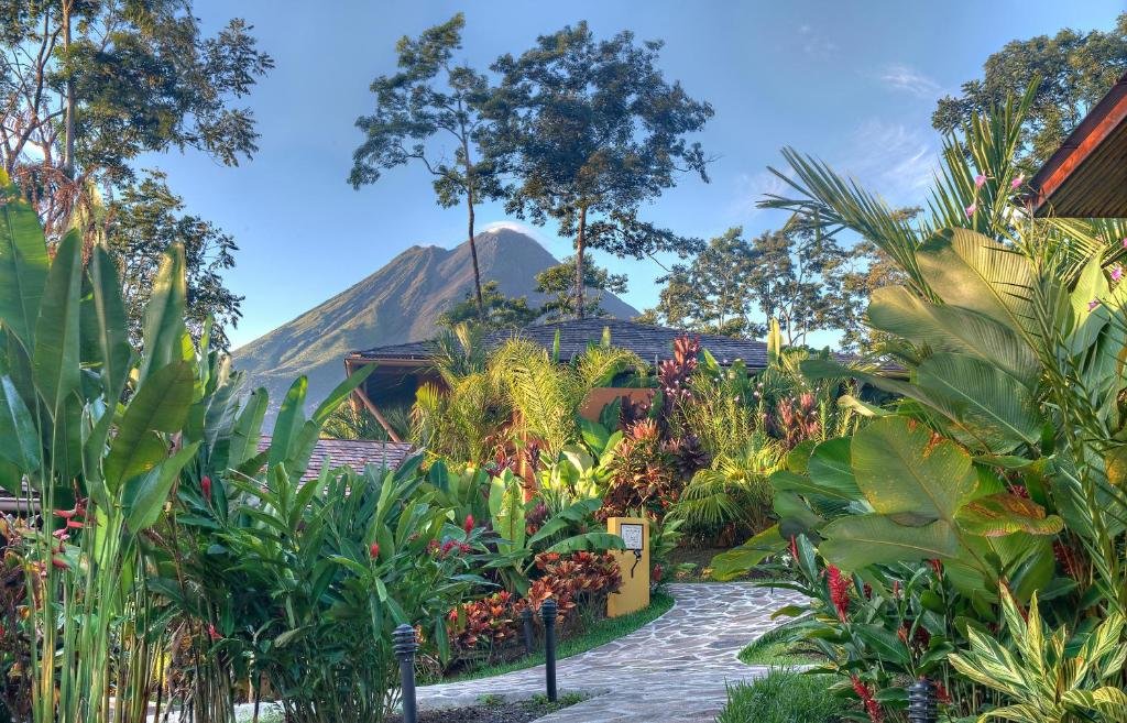 Nayara Springs resort