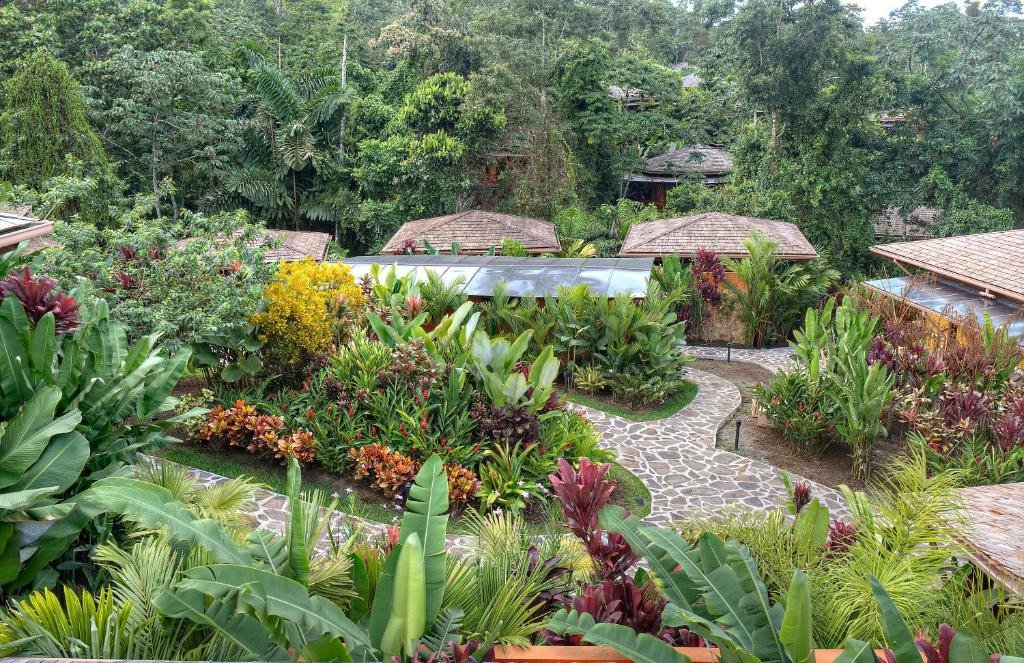 Nayara Springs resort