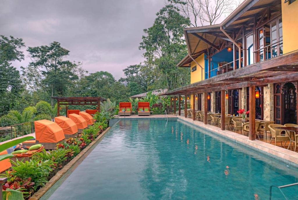 Nayara Springs resort