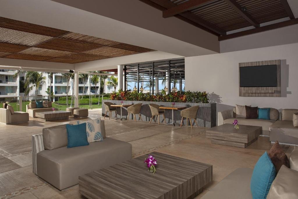 Dreams Jade Resort & Spa resort