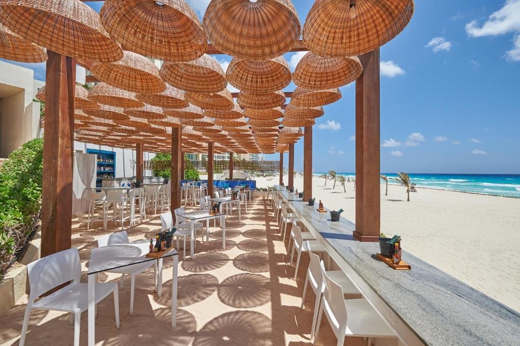 Live Aqua Cancun  resort
