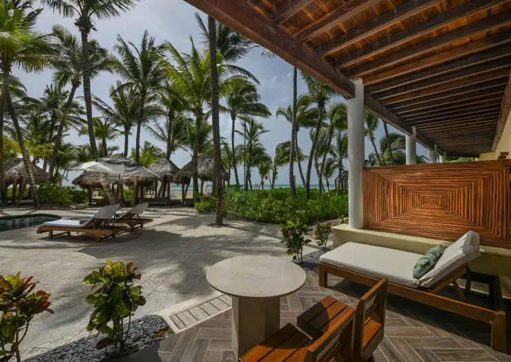 Mi Hotelito Beach Front Suite