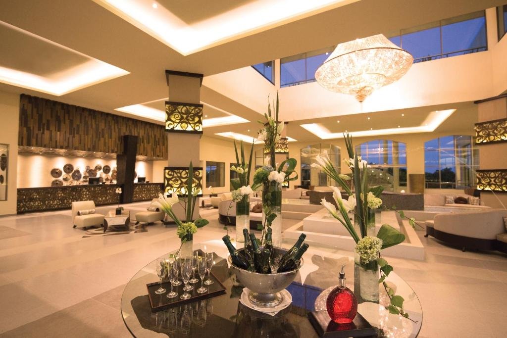 El Dorado Seaside Suites  resort