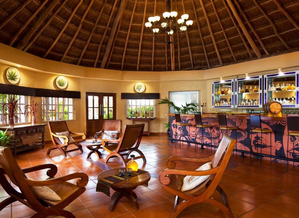 El Dorado Seaside Suites  resort