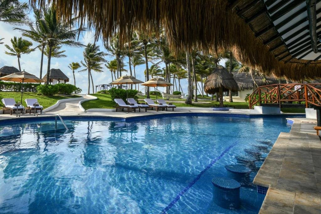 El Dorado Casitas Royale resort