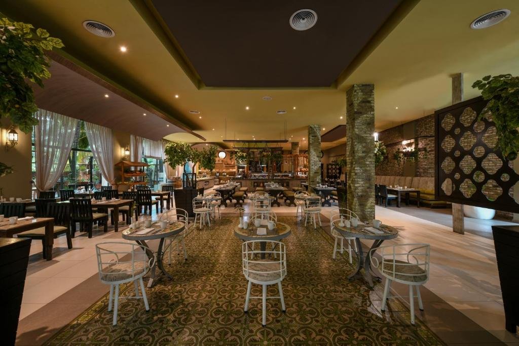 El Dorado Seaside Suites  resort