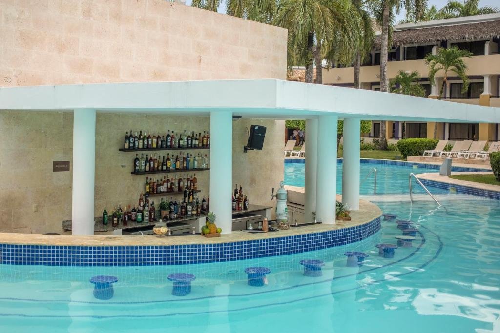 Iberostar Waves Costa Dorada resort