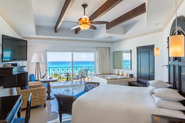 Ocean Front Luxury Junior Suite