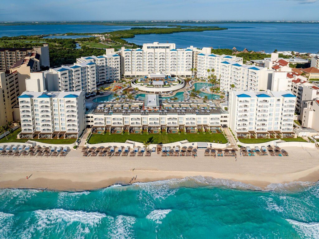 Hilton Cancun Mar Caribe All-Inclusive Resort resort
