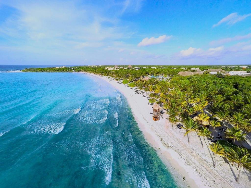 Grand Palladium Kantenah Resort & Spa resort