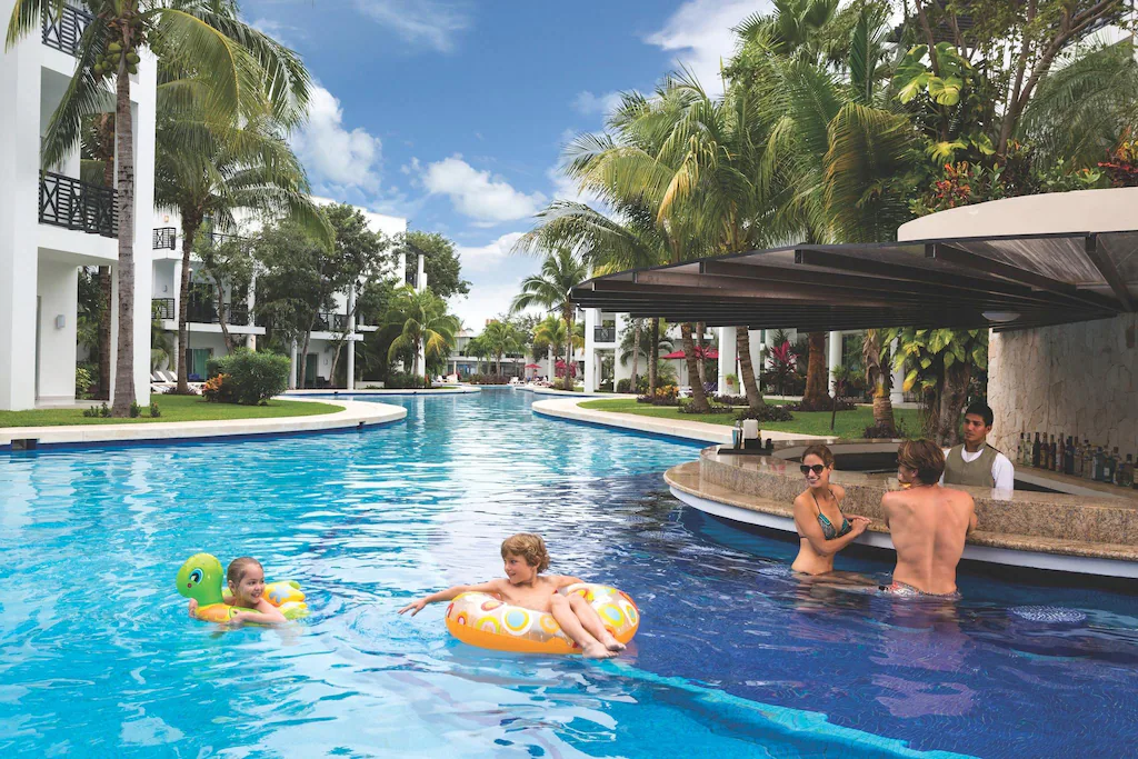 The Fives Beach Hotel & Residences resort