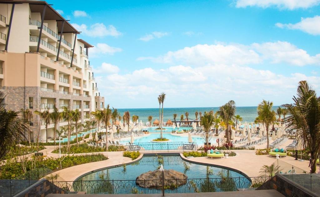Dreams Natura Resort & Spa resort