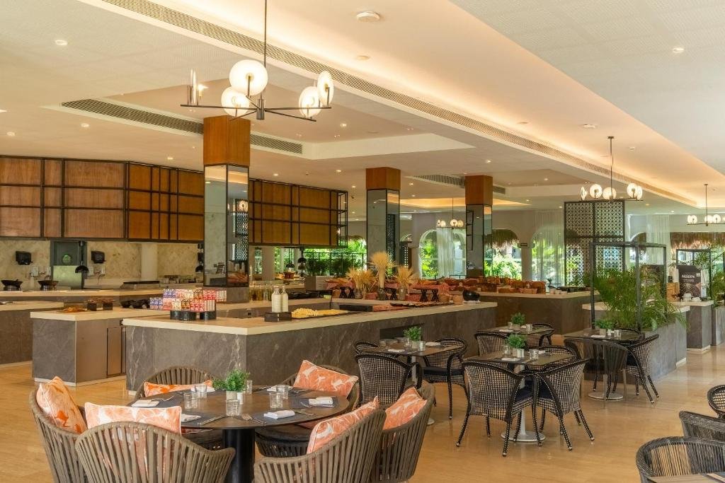 Grand Palladium Select White Sand Resort & Spa resort
