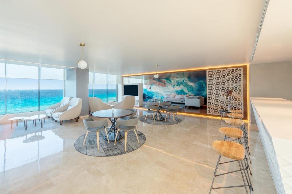 Live Aqua Cancun  resort