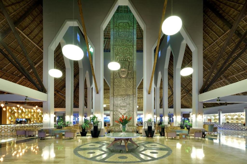 Grand Palladium Select White Sand Resort & Spa resort