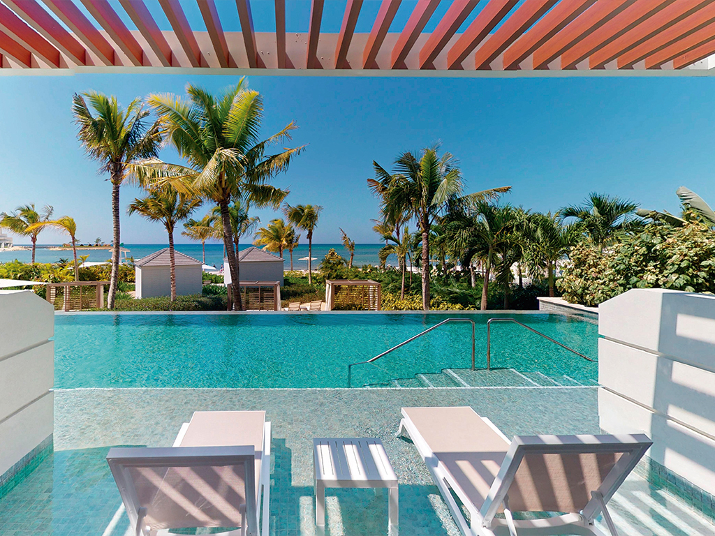 Swim Out Pleasure Junior Suite