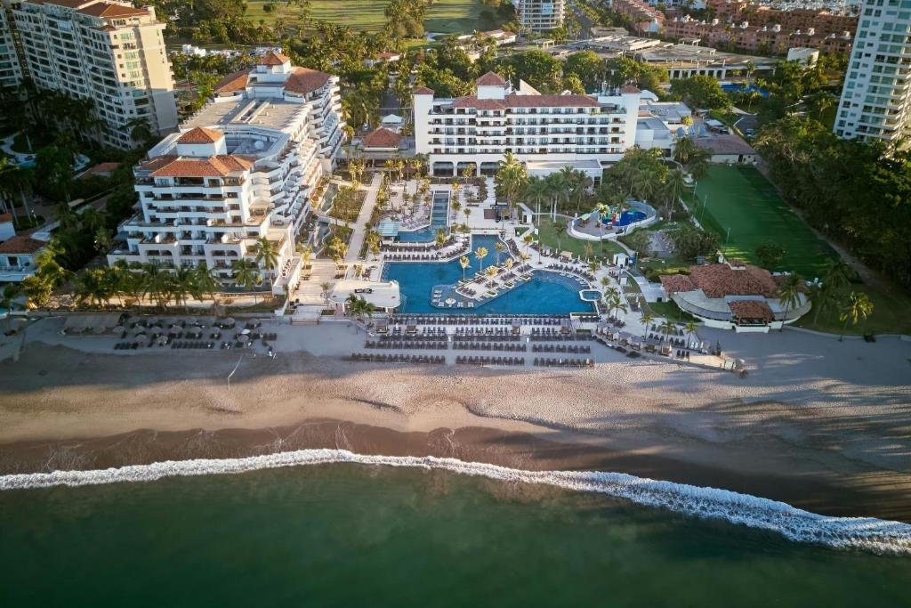 Marriott Puerto Vallarta Resort & Spa  resort