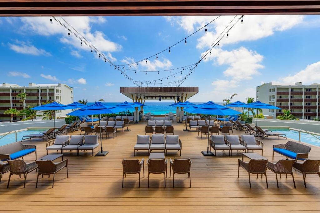Hilton Cancun Mar Caribe All-Inclusive Resort resort
