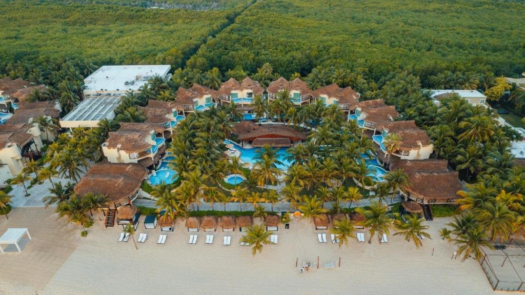 El Dorado Casitas Royale resort