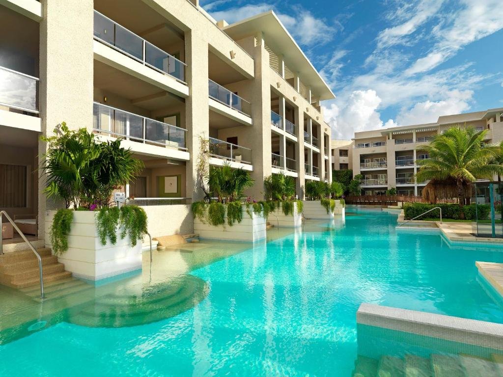 Paradisus Playa del Carmen  resort