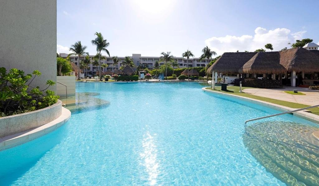 Paradisus Playa del Carmen  resort