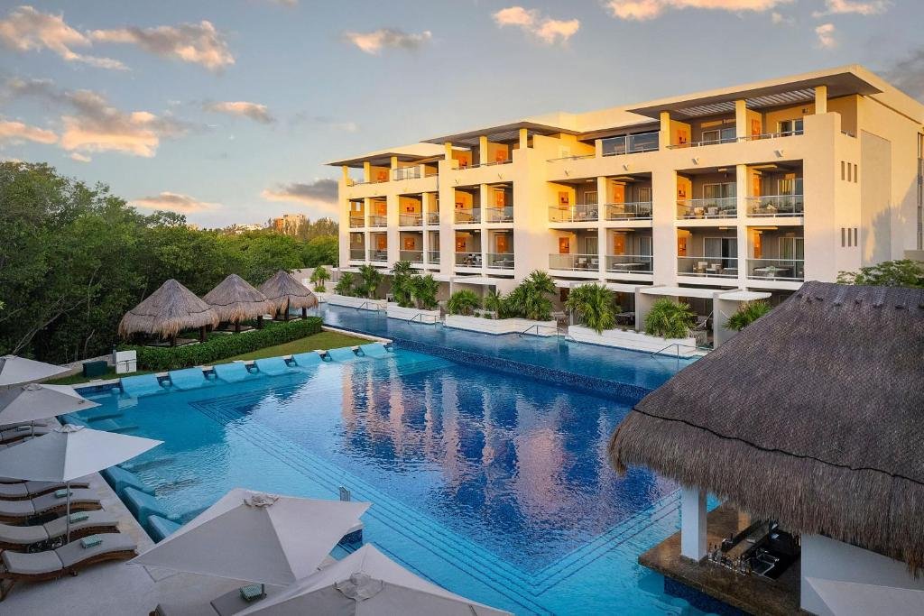 Paradisus Playa del Carmen  resort