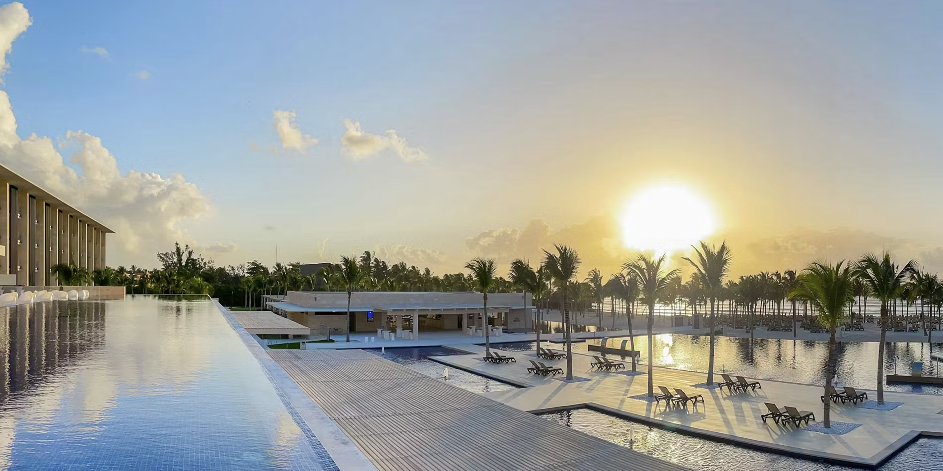 BMAYARI_POOL_35_Landscape.webp
