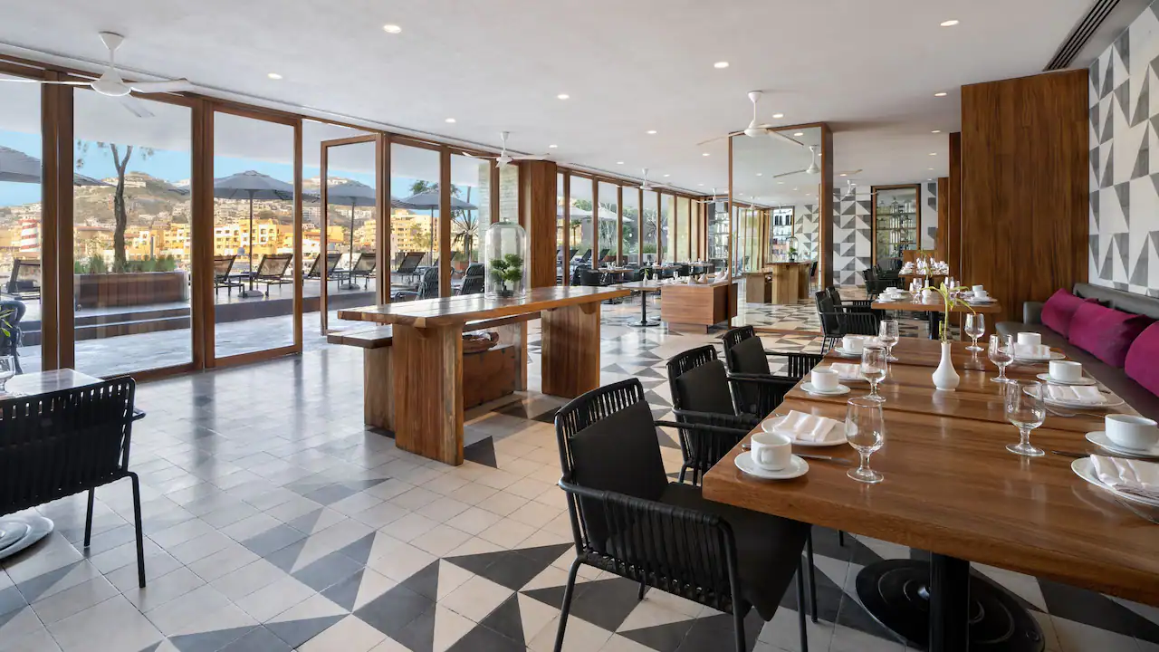 BRCSL-P0044-Bites-Restaurant.16x9