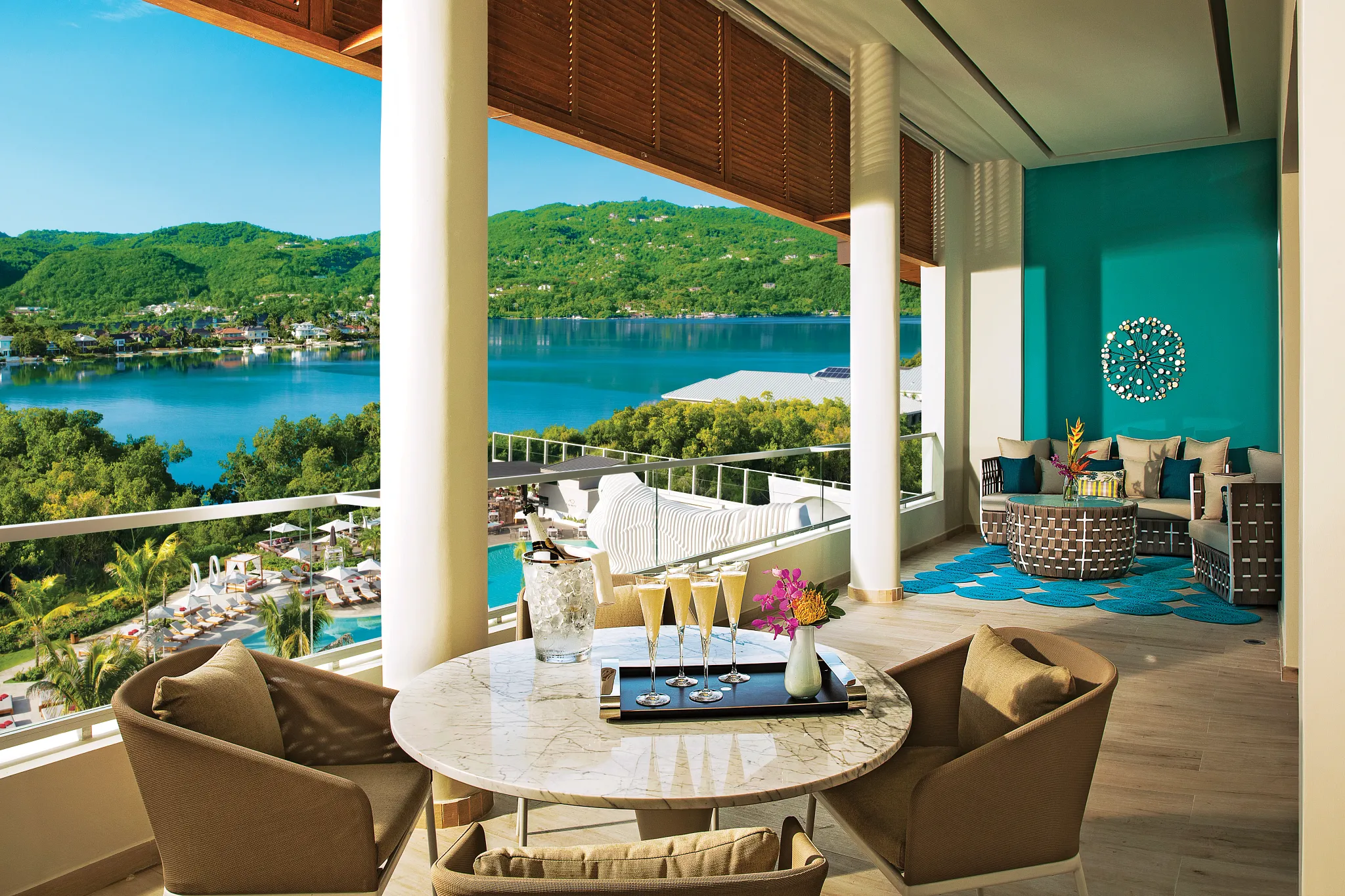 xhale club Presidential Suite