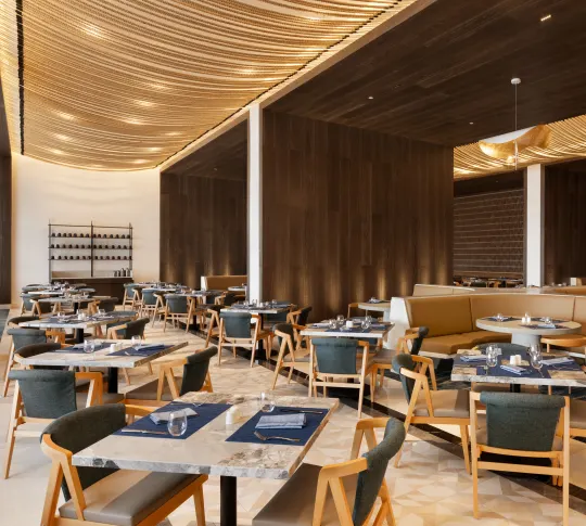 CUNQR_Vela_Food_Hall_01