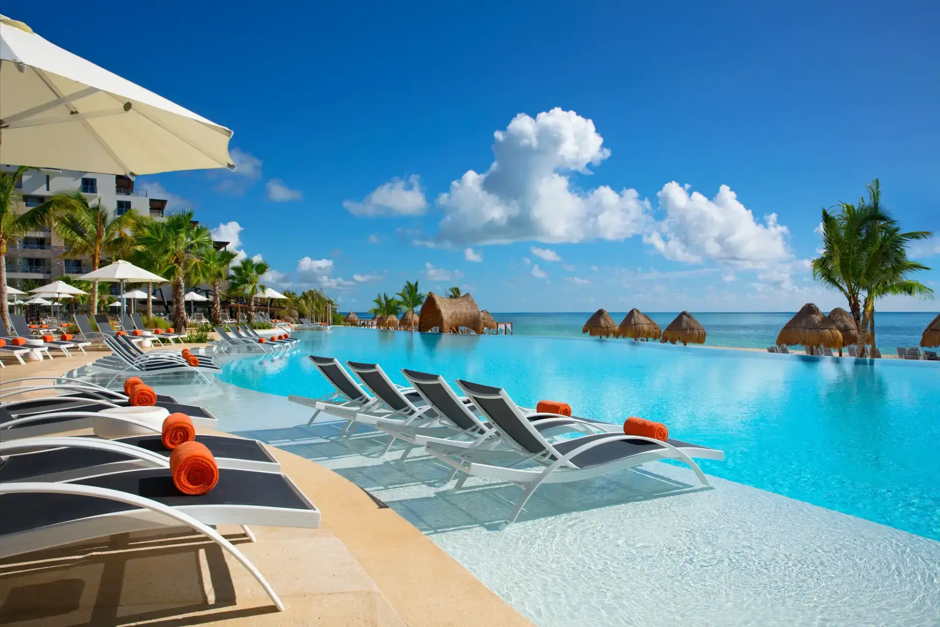 DRENA-EXT-InfinityPool-1A-RGB-CB-1.webp