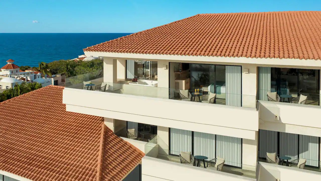 Preferred Club Master Two Bedroom Suite Ocean Front