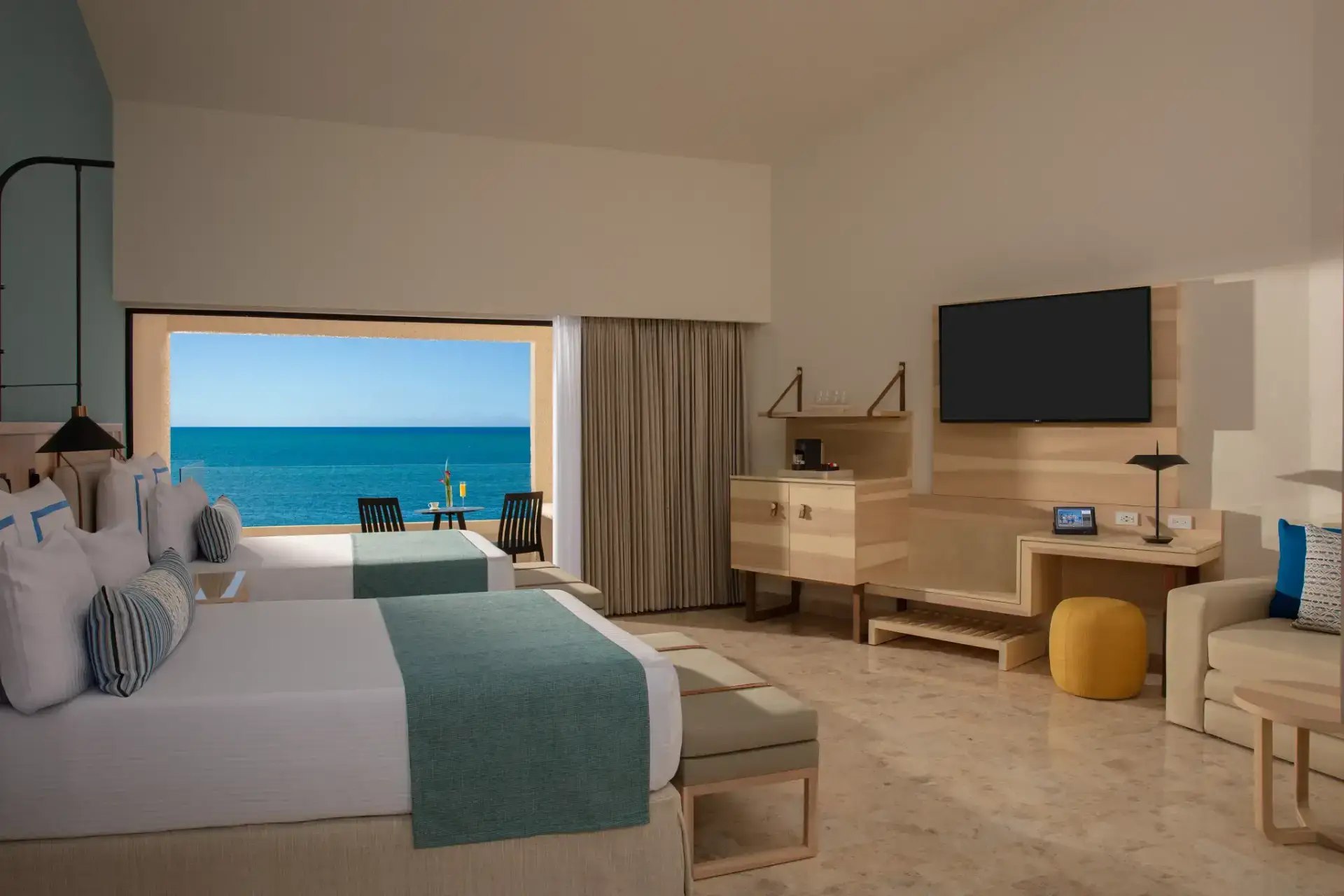 Preferred Club Family Room Ocean View