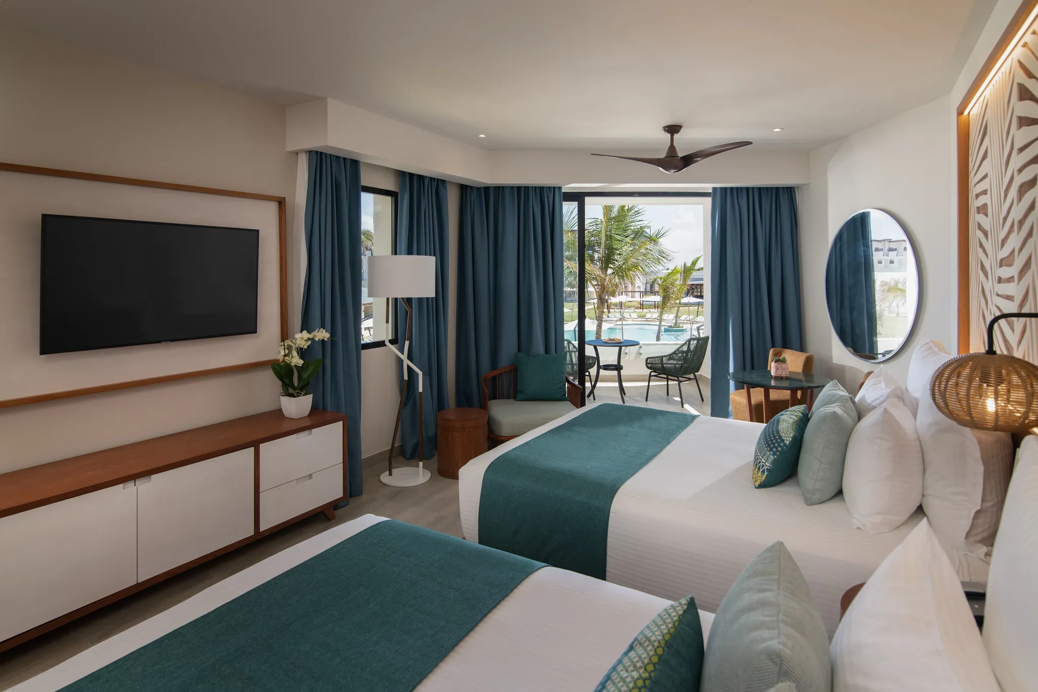 Junior Suite Pool View
