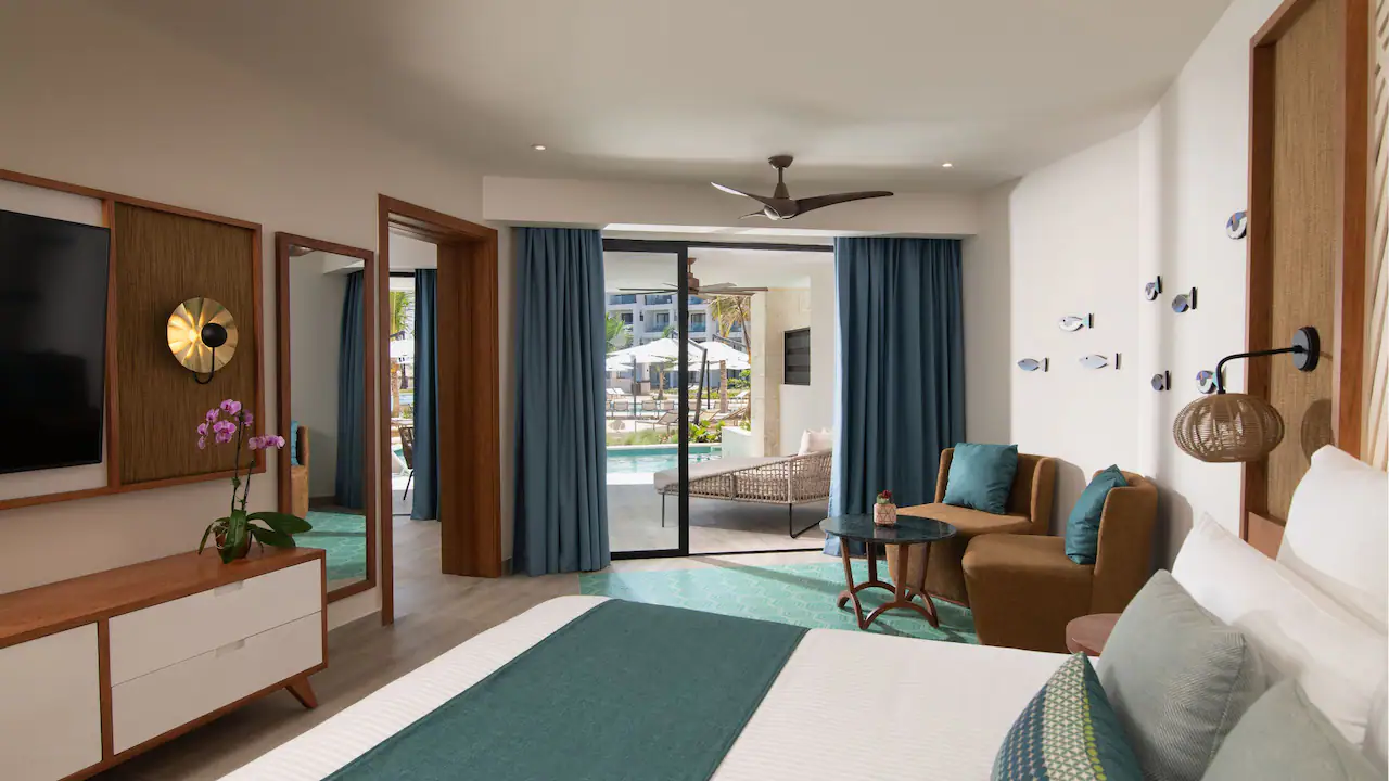 Preferred Club Master Suite Swim Out