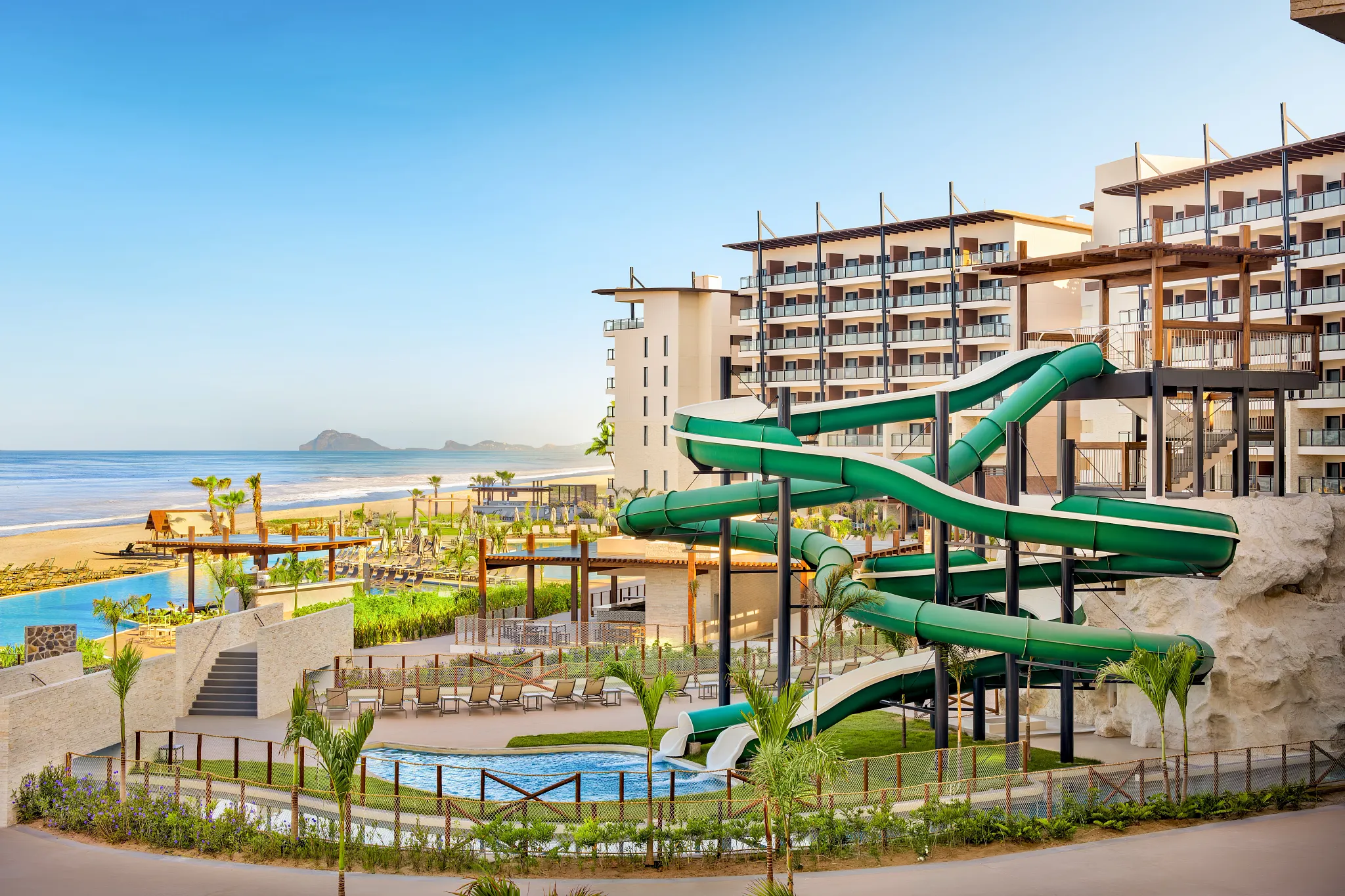DRMZT-EXT-Waterpark-02-AFC
