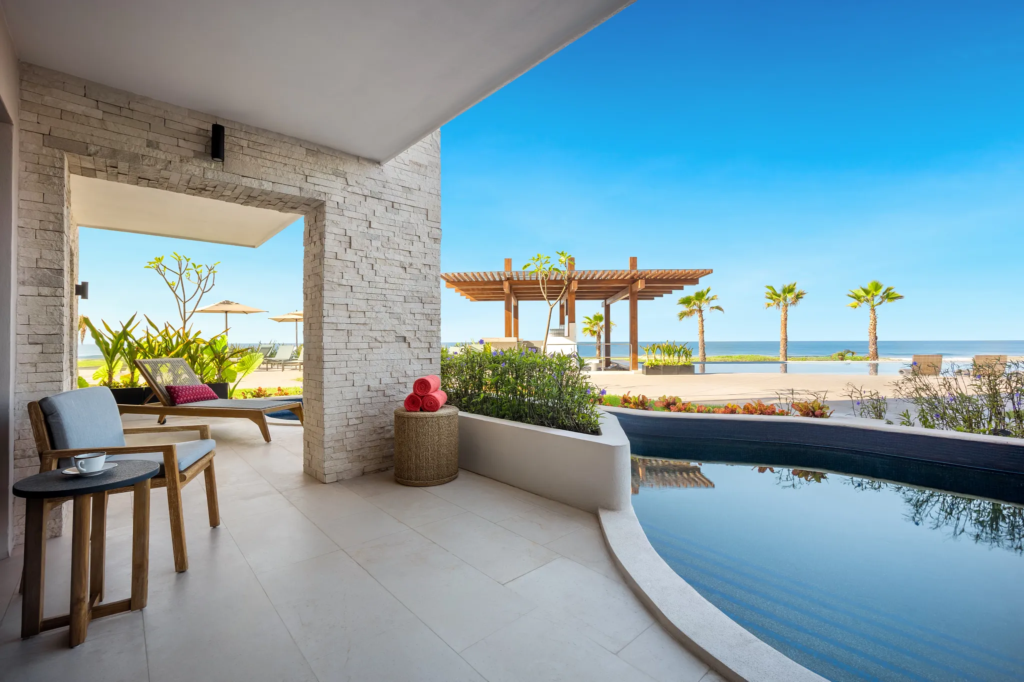 Preferred Club Premium Master Suite Swim Out