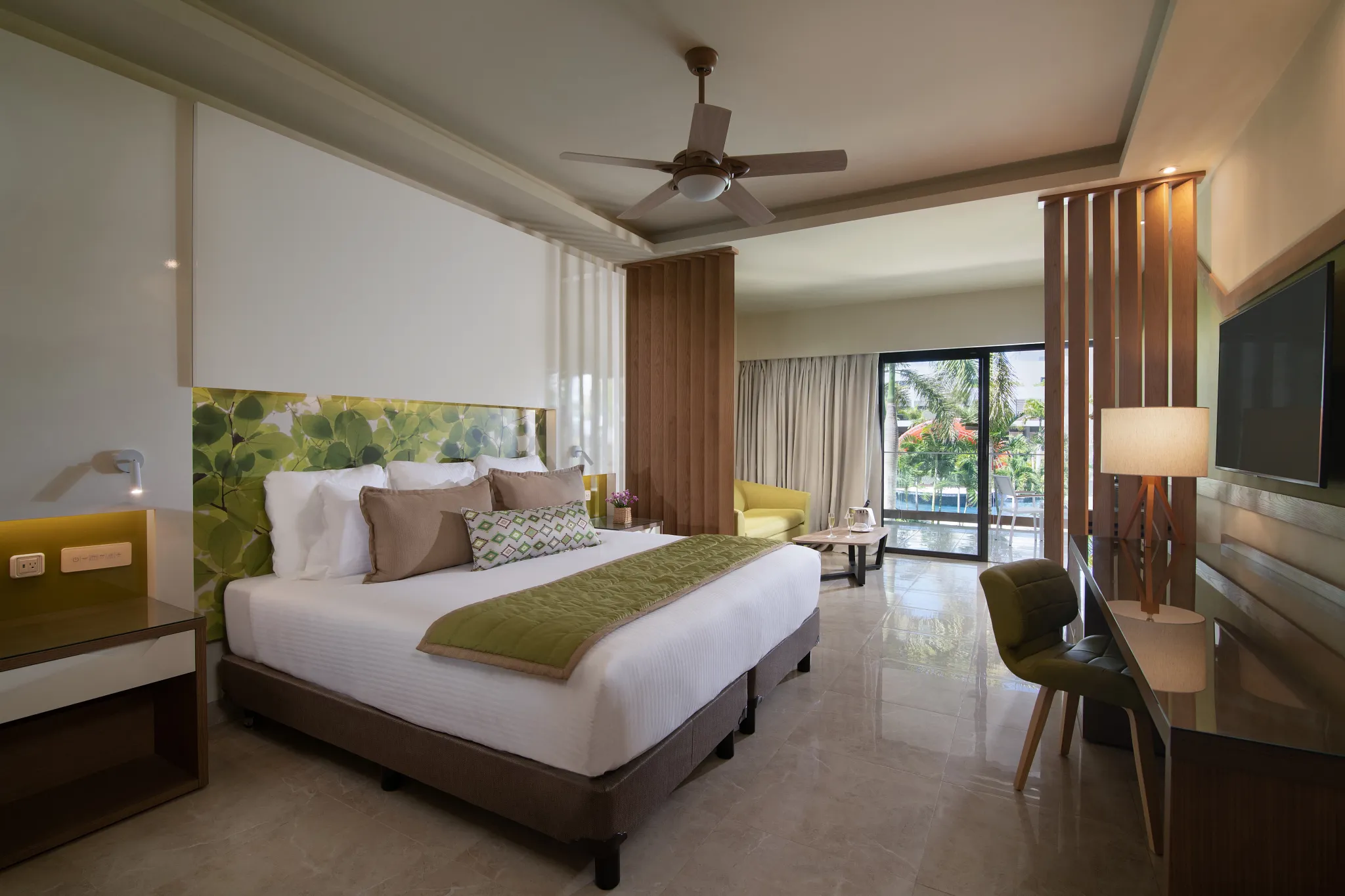 Premium Junior Suite Pool View