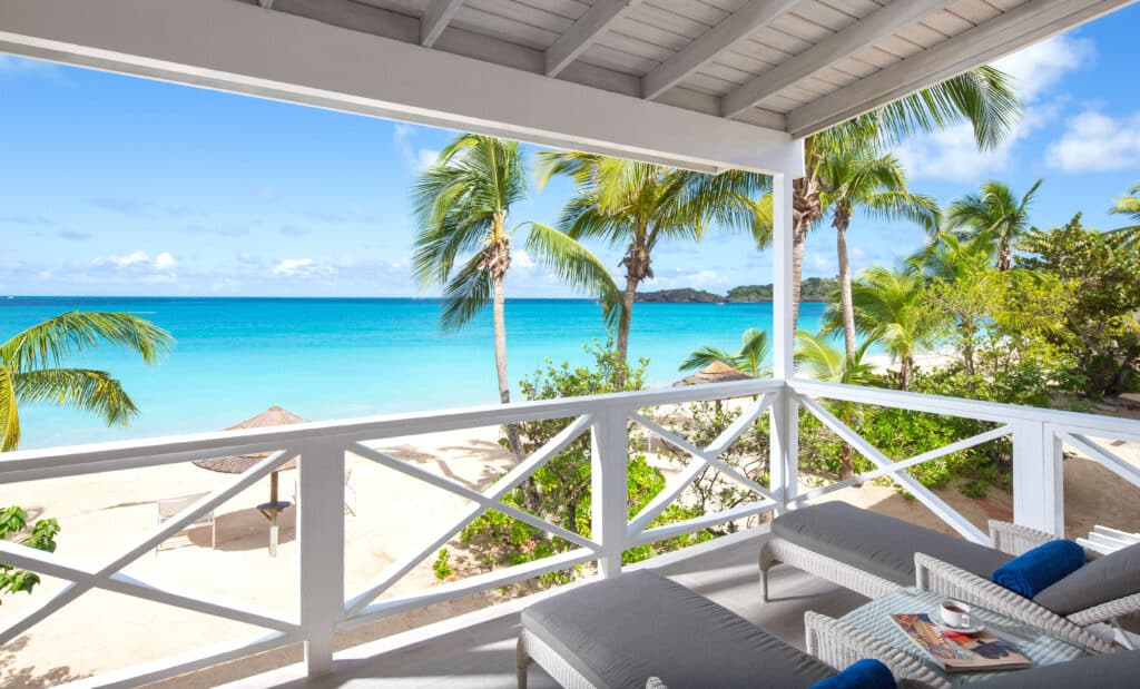 DeluxeBalcony2FL1-1024x619-2.webp