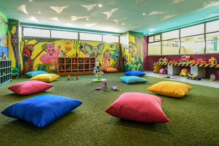 GENERATIONS_RIVIERAMAYA_KIDSCLUB_1-1_umKvU6i